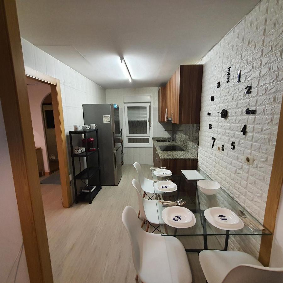 Moderno Y Centrico Apartamento En Vigo Apartment Bagian luar foto